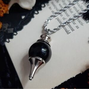 Pendulum necklace Never Worn